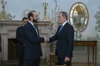Azərbaycan və Ermənistan XİN başçılarının görüşü başladı